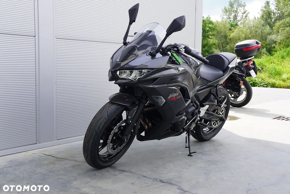 Kawasaki Ninja 500 - 4