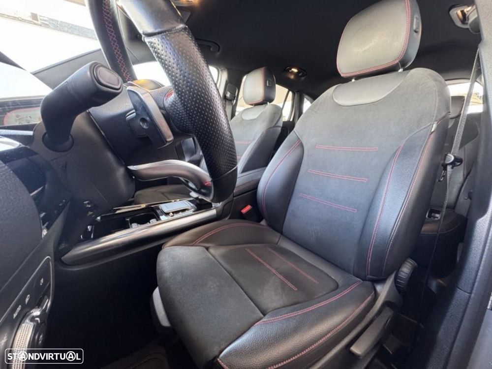 Mercedes-Benz GLA 250 e AMG Line - 4