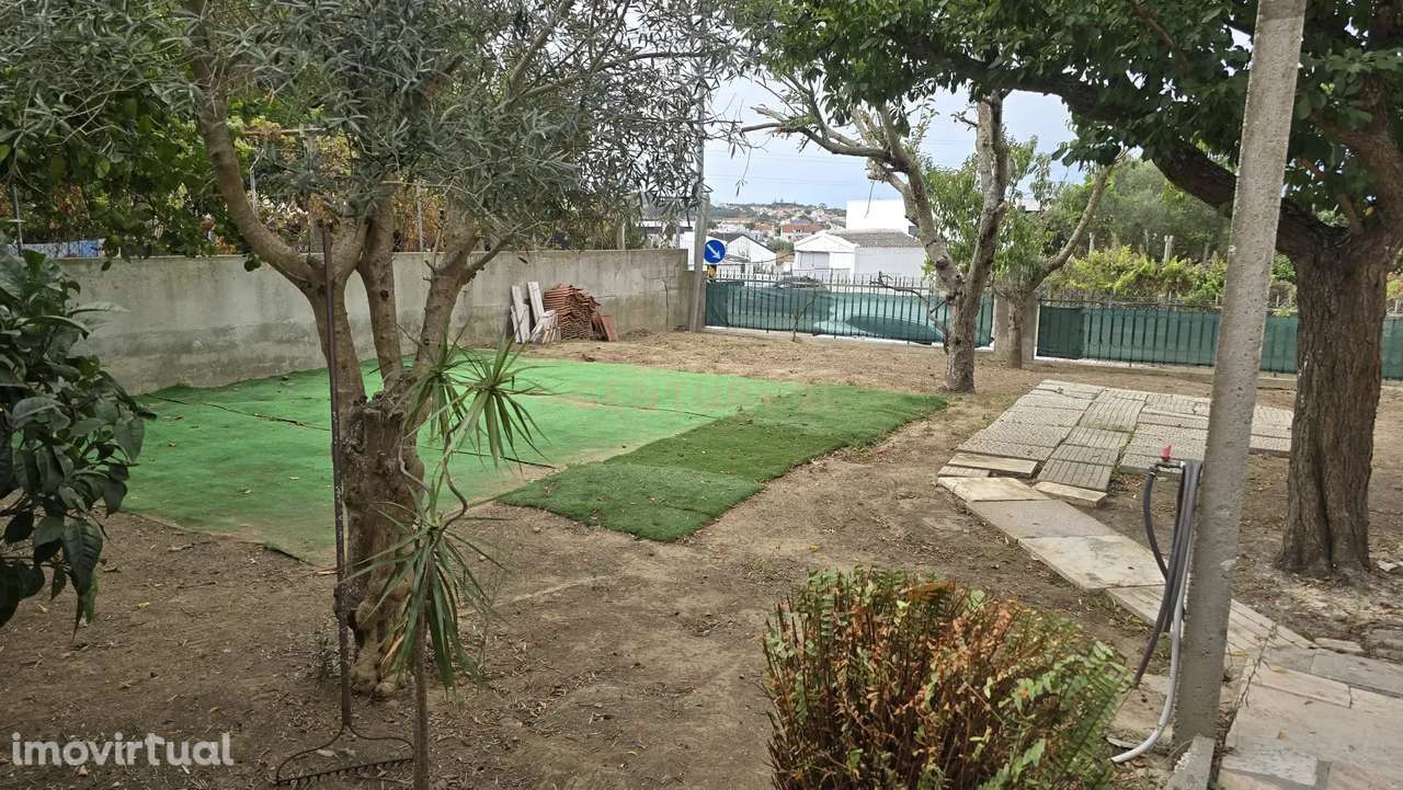 Aconchegante moradia na Caparica, para arrendamento - Grande imagem: 4/9