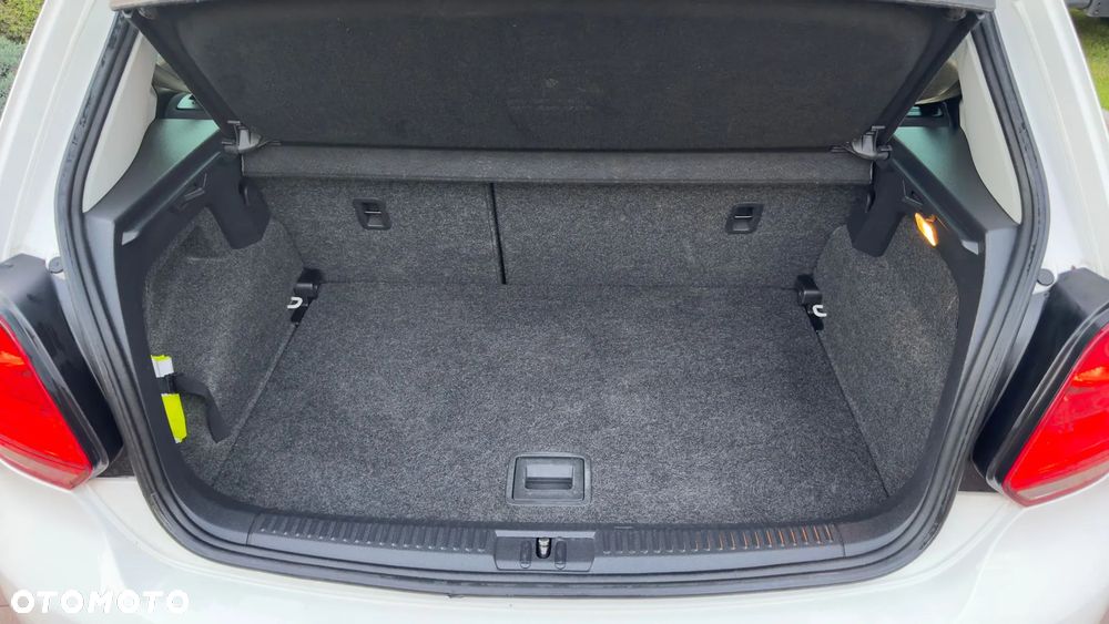 Volkswagen Polo - 7