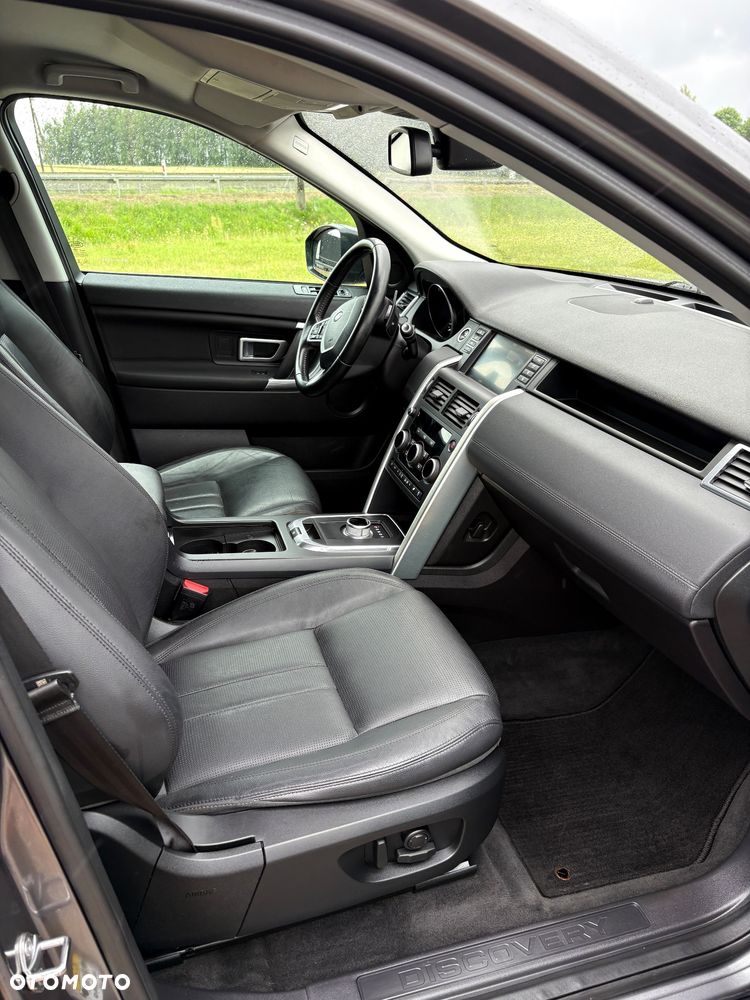 Land Rover Discovery Sport 2.0 TD4 HSE - 24