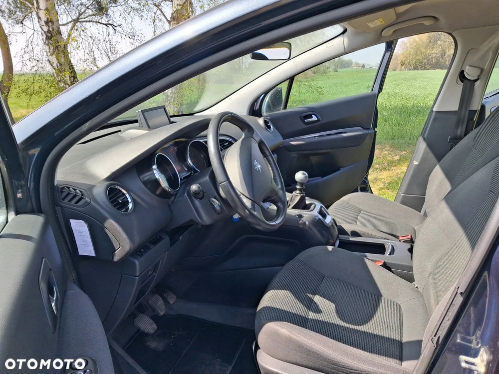 Peugeot 5008 HDI 115 Access - 9
