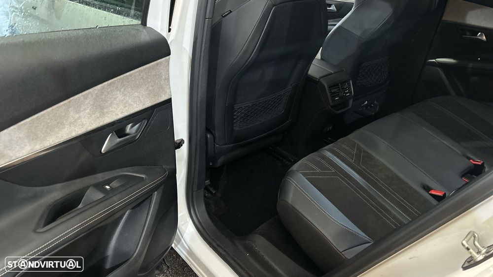 Peugeot 3008 1.2 PureTech GT EAT8 - 5