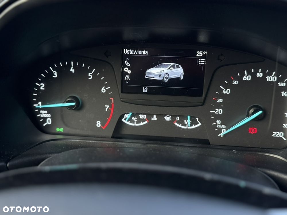 Ford Fiesta 1.1 S&S TREND - 8