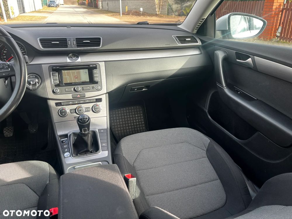 Volkswagen Passat 1.4 TSI Comfortline - 23