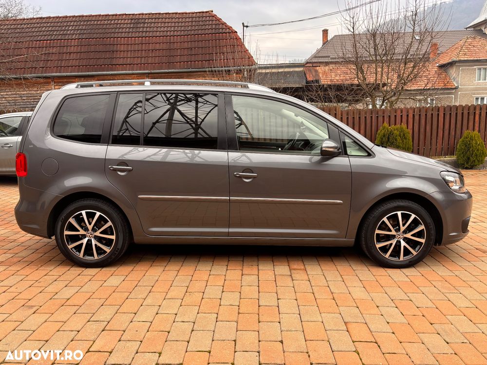 Volkswagen Touran 2.0 TDI DPF Highline - 5