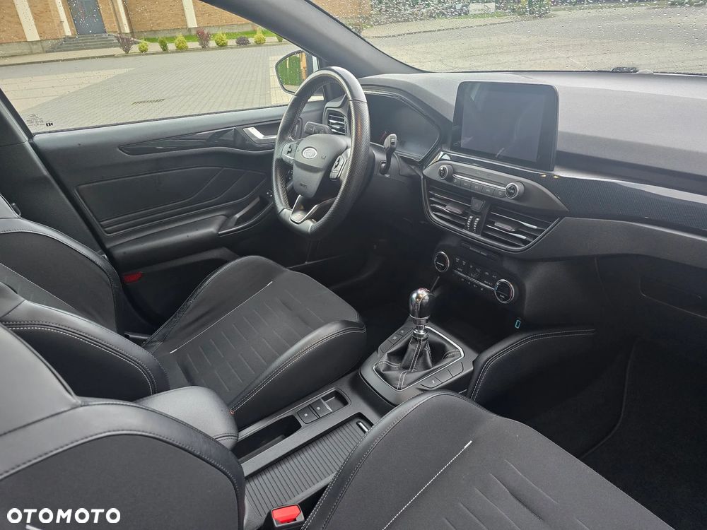 Ford Focus SW 2.0 EcoBlue ST - 7