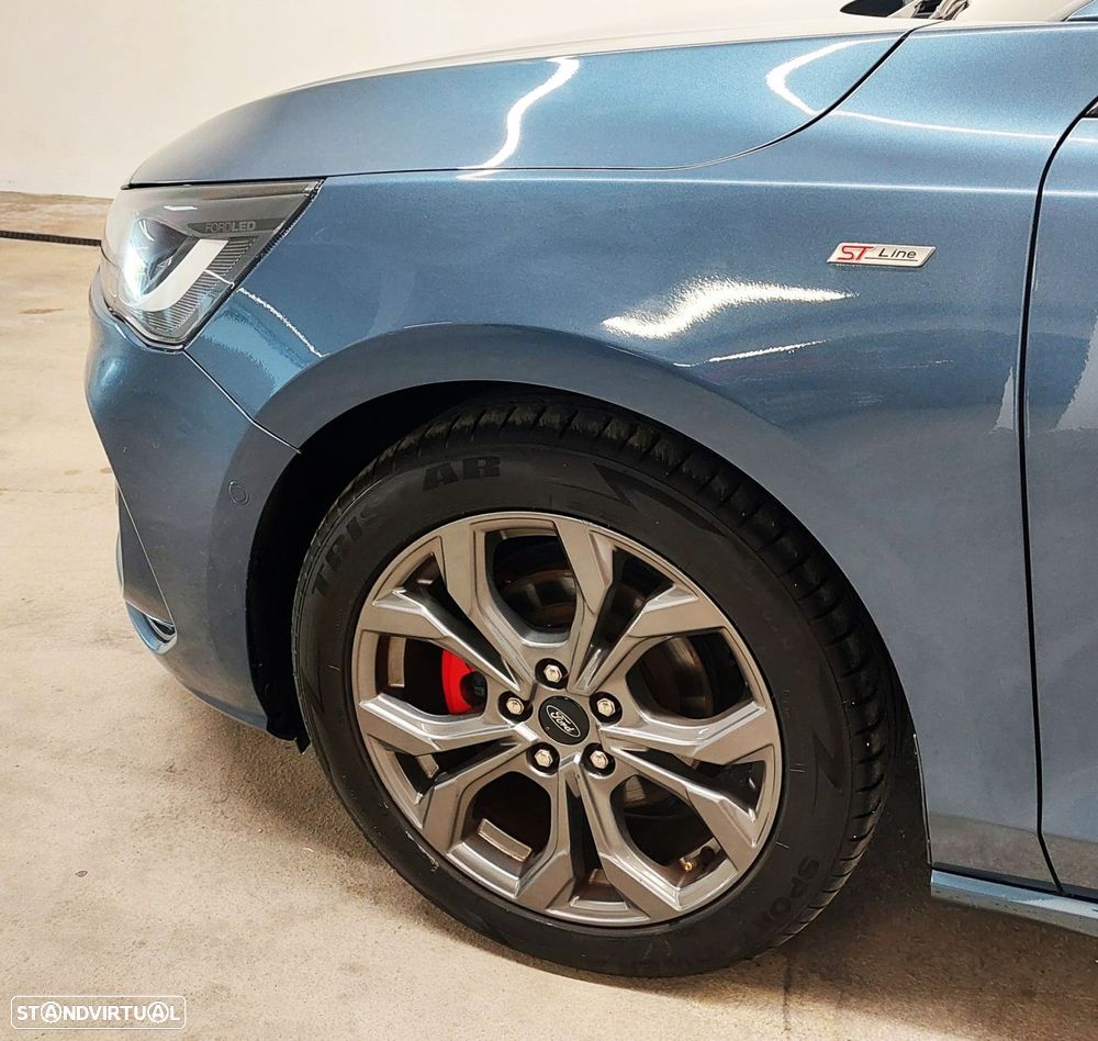 Ford Focus - 22