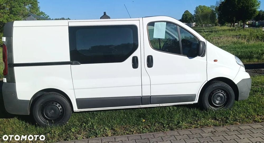 Opel Vivaro - 2