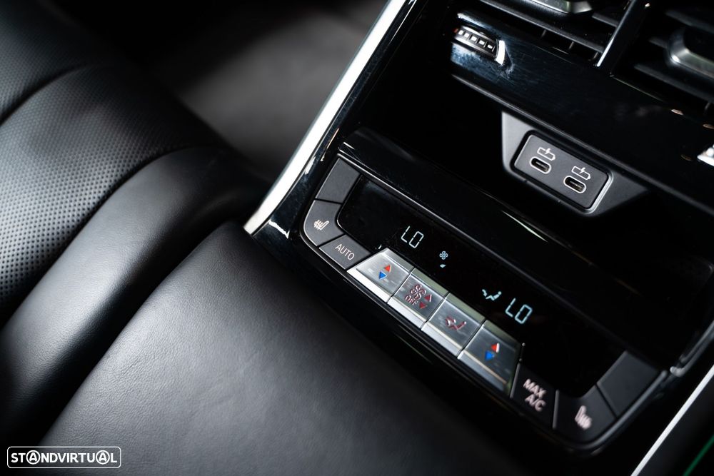 BMW 840 Gran Coupé d xDrive Pack M - 54