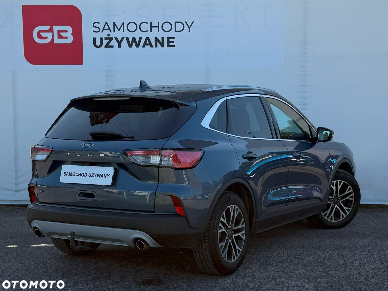 Ford Kuga - 12