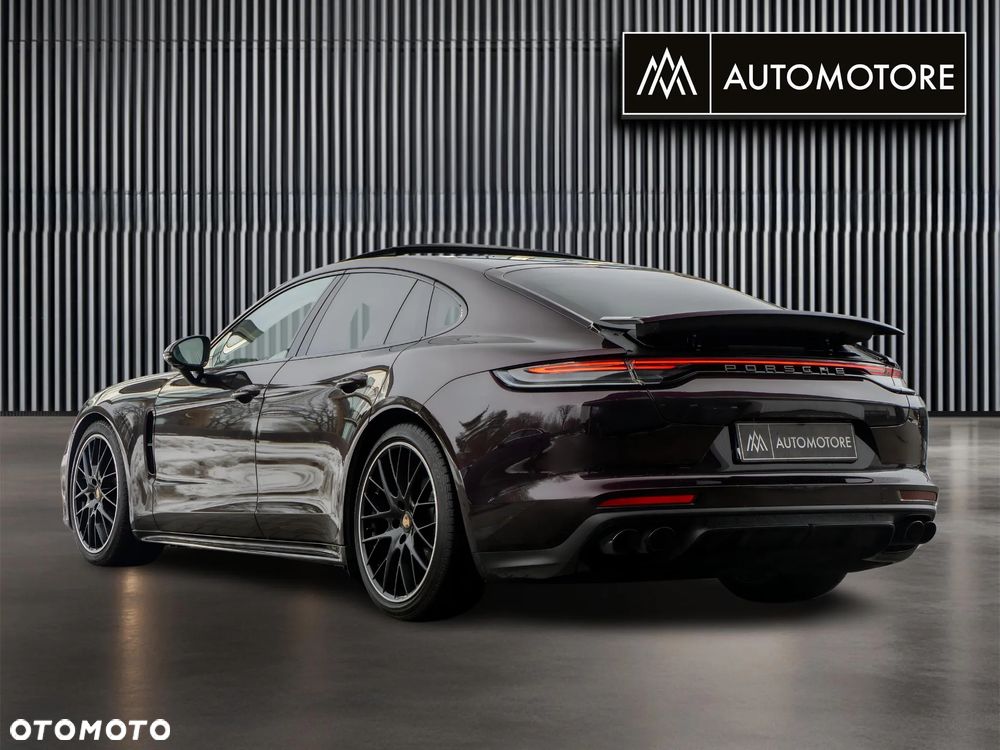 Porsche Panamera 4 Platinum Edition - 9
