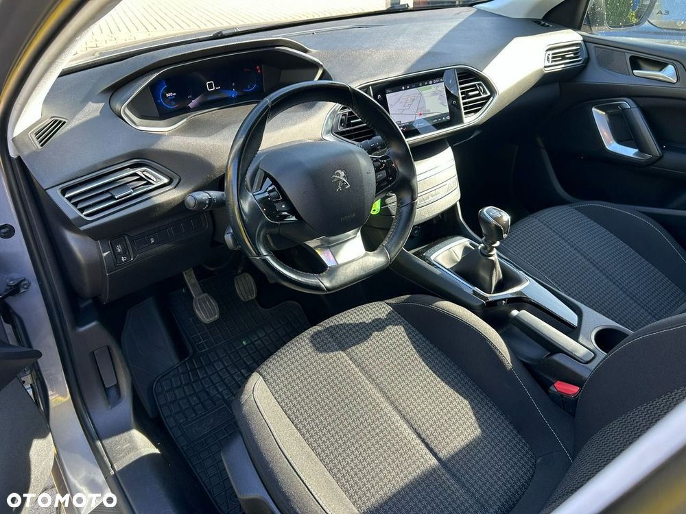Peugeot 308 1.5 BlueHDi Active Pack S&S - 17