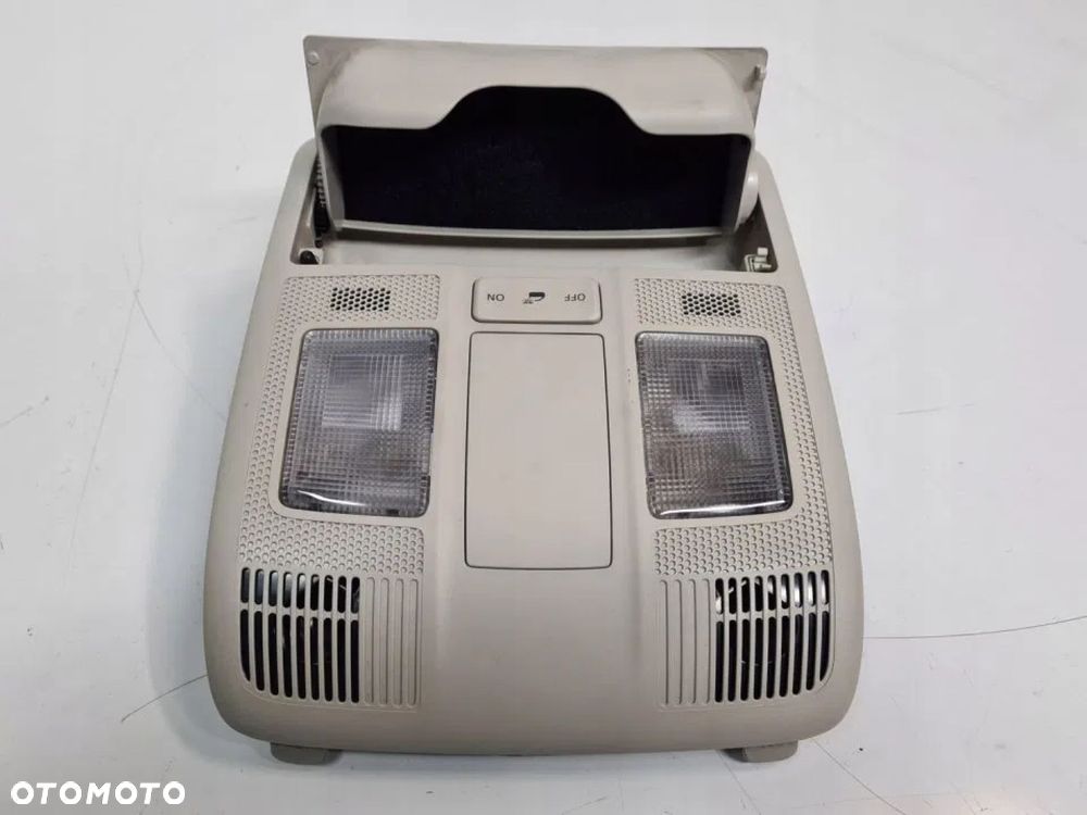 LAMPKA OŚWIETLENIE KABINY MADA 6 III GJ KOMBI - 2