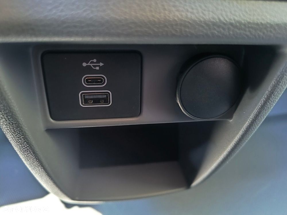 Volkswagen Transporter Furgon silnik: 2,0 l TDI 150 KM / skrzynia biegów: 6-biegowa manualna rozstaw osi: 3100 mm - 21