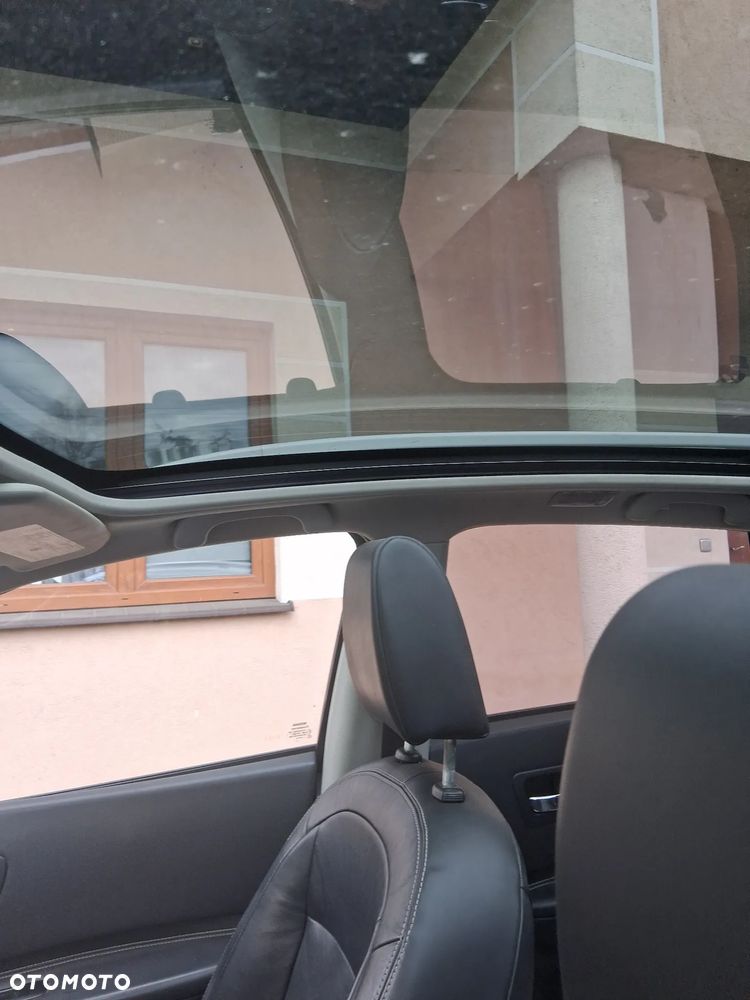 Nissan Qashqai 1.6 dCi DPF tekna - 2