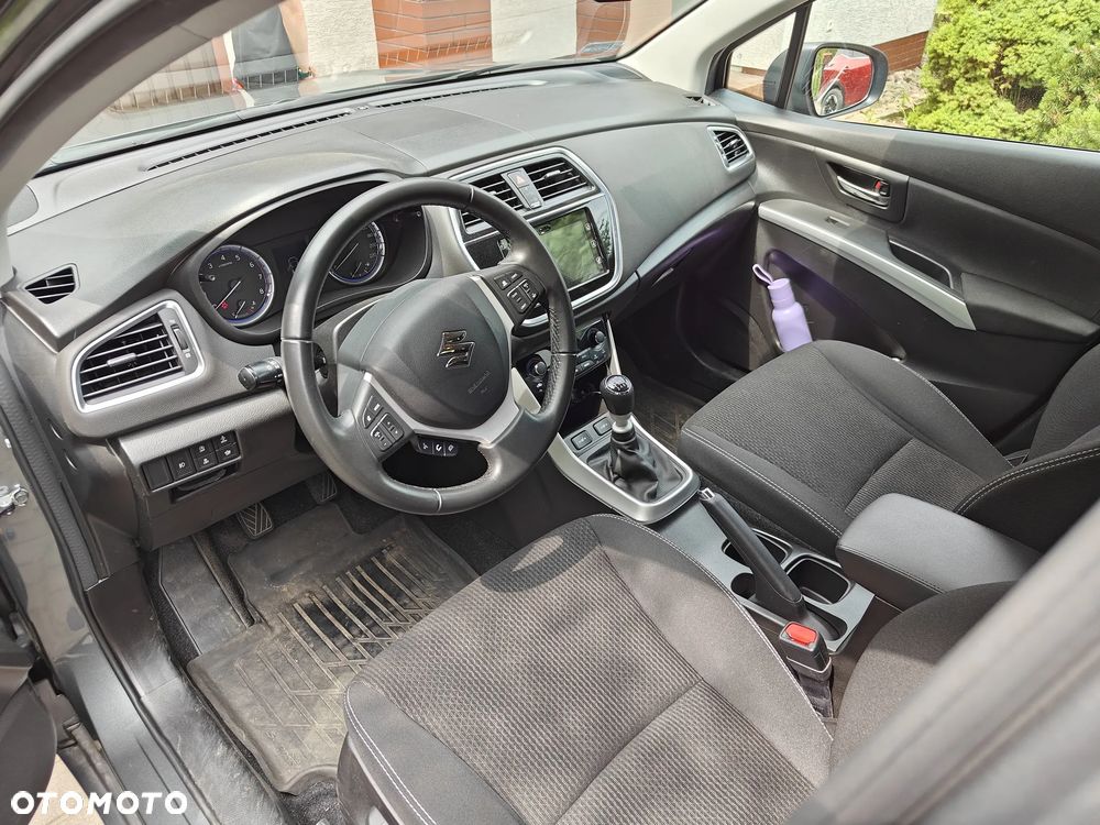 Suzuki SX4 - 10