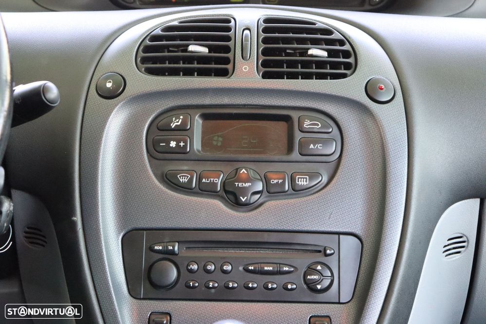 Citroën Xsara Picasso - 12