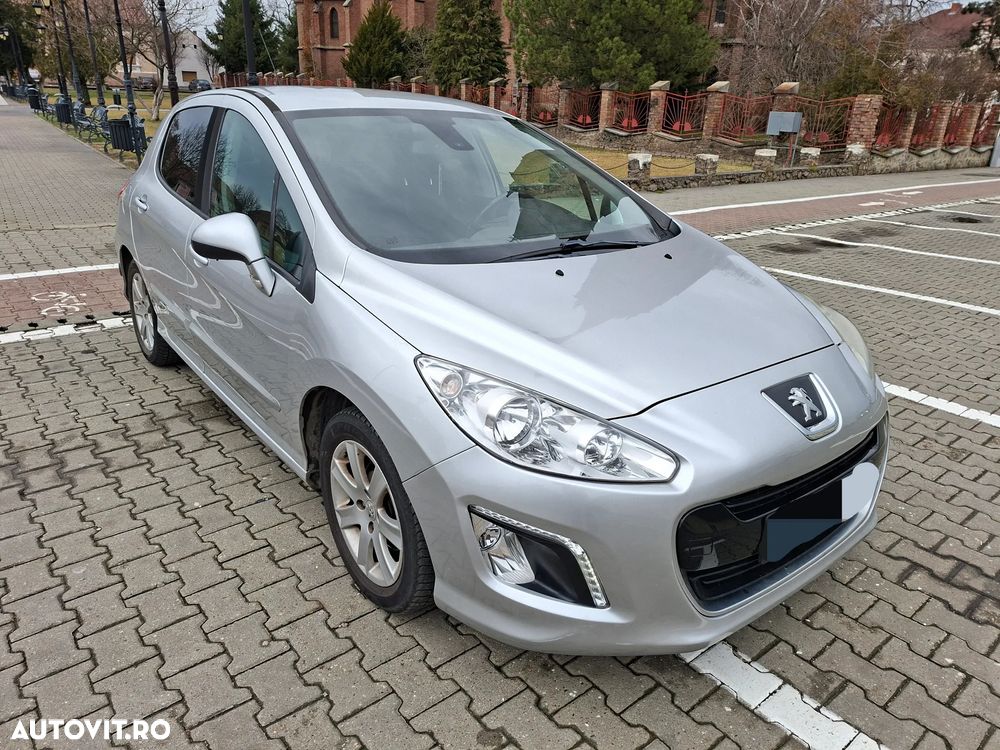 Peugeot 308 120 VTi Allure - 4