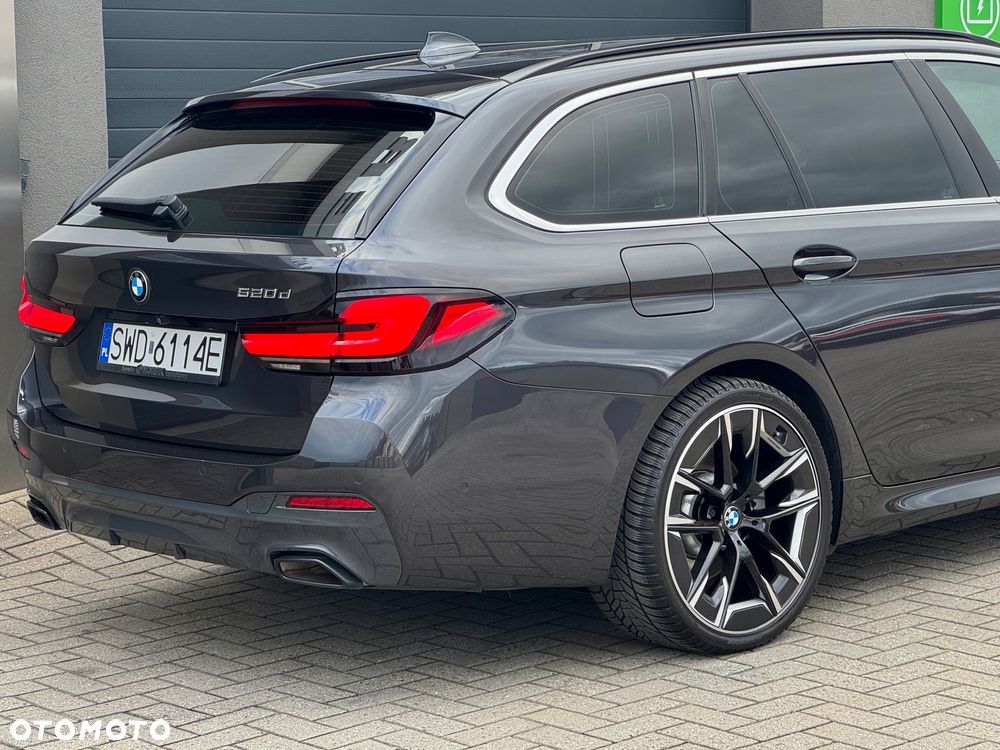 BMW Seria 5 - 29