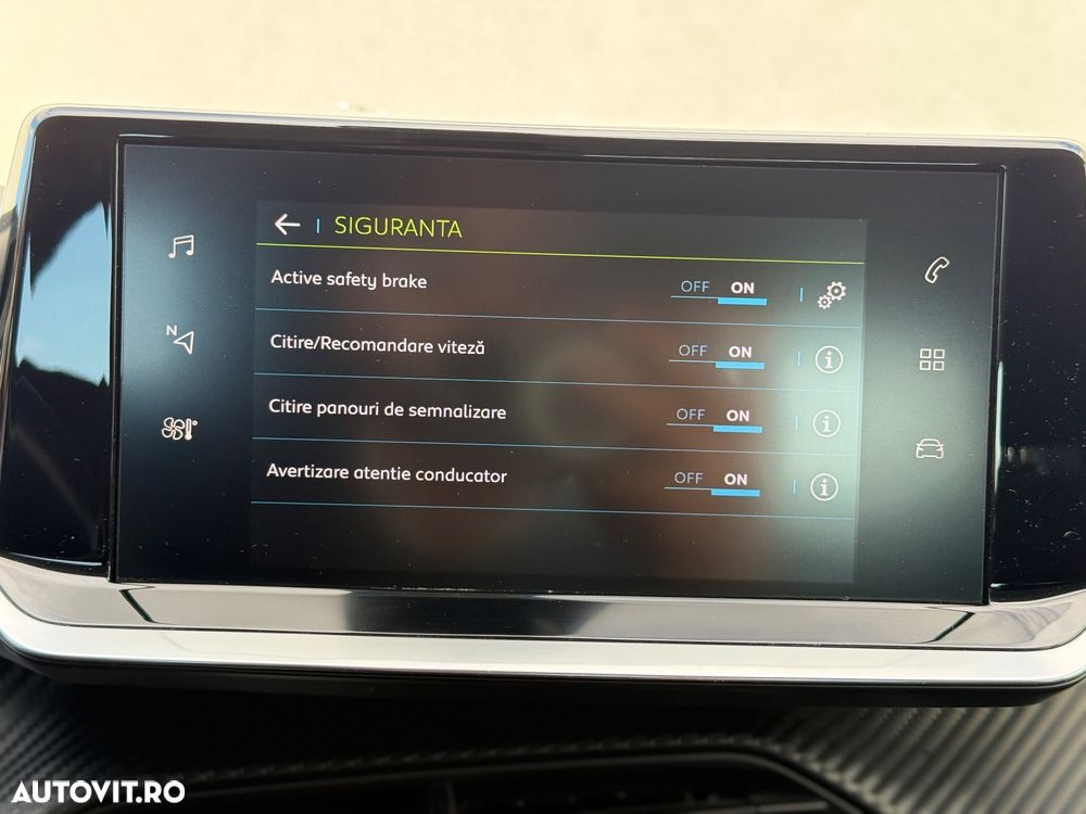 Peugeot 208 Elektromotor 156 Active - 13