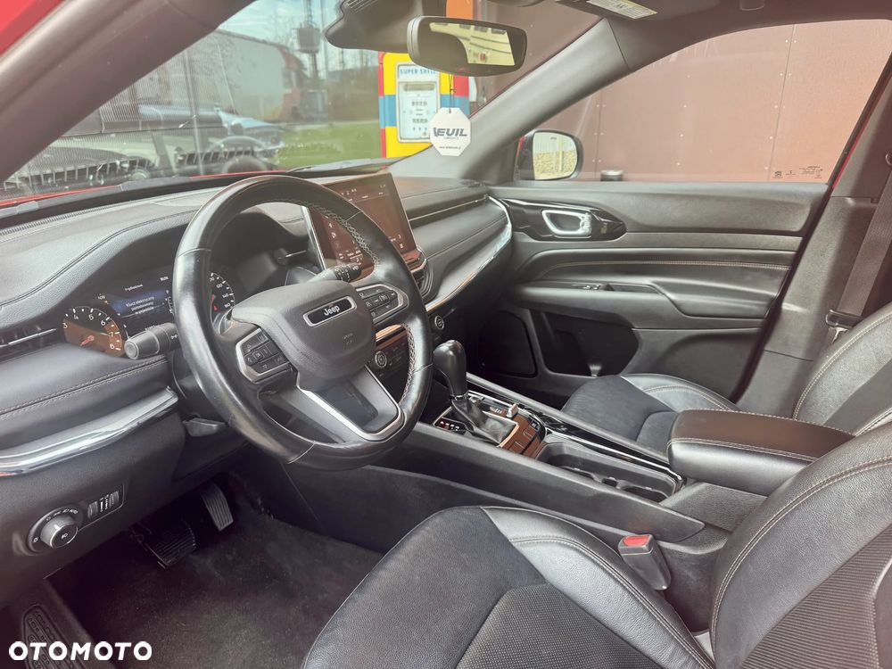 Jeep Compass - 12