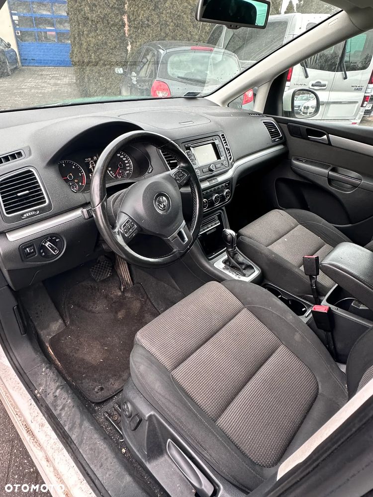 Volkswagen Sharan 2.0 TDI DSG BlueMotion Technology Highline - 4