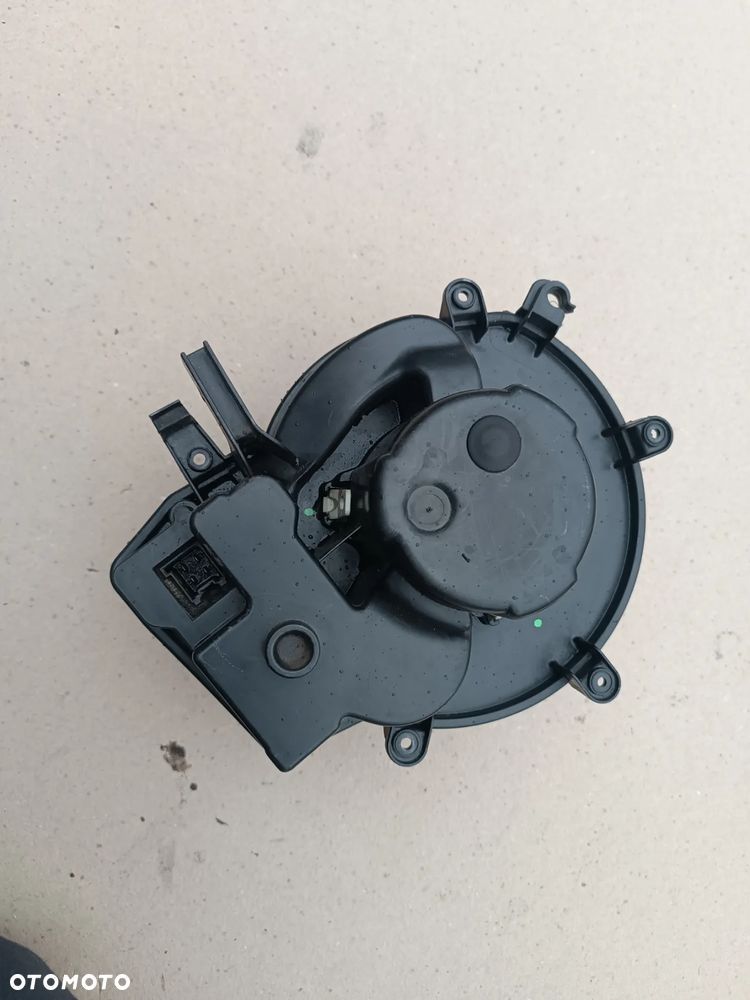 MERCEDES W203 WENTYLATOR DMUCHAWY NAWIEWU EUROPA - 1