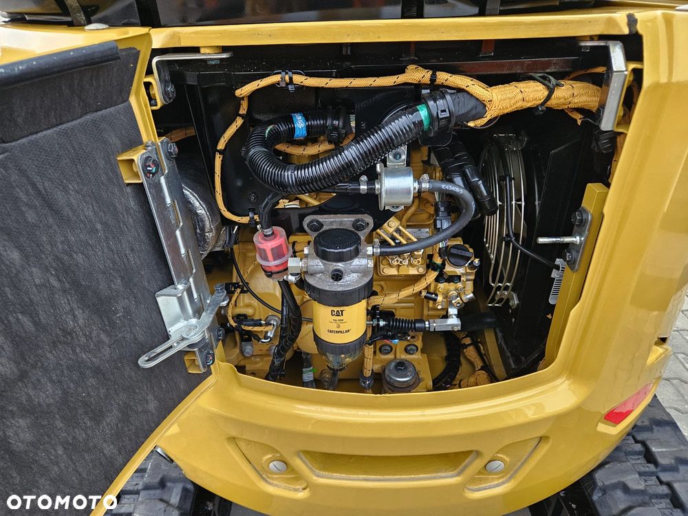 Caterpillar CAT 302.7 CR | 2022 ROK | 952 mth | MINIKOPARKA 302.7CR 301 303 302 - 19