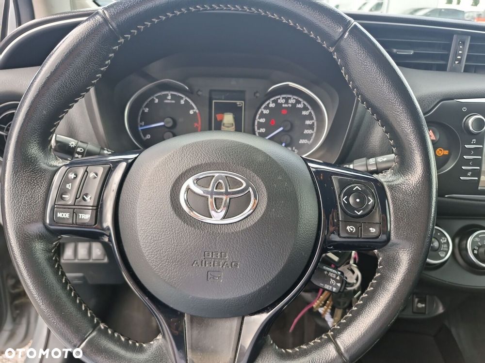 Toyota Yaris - 18