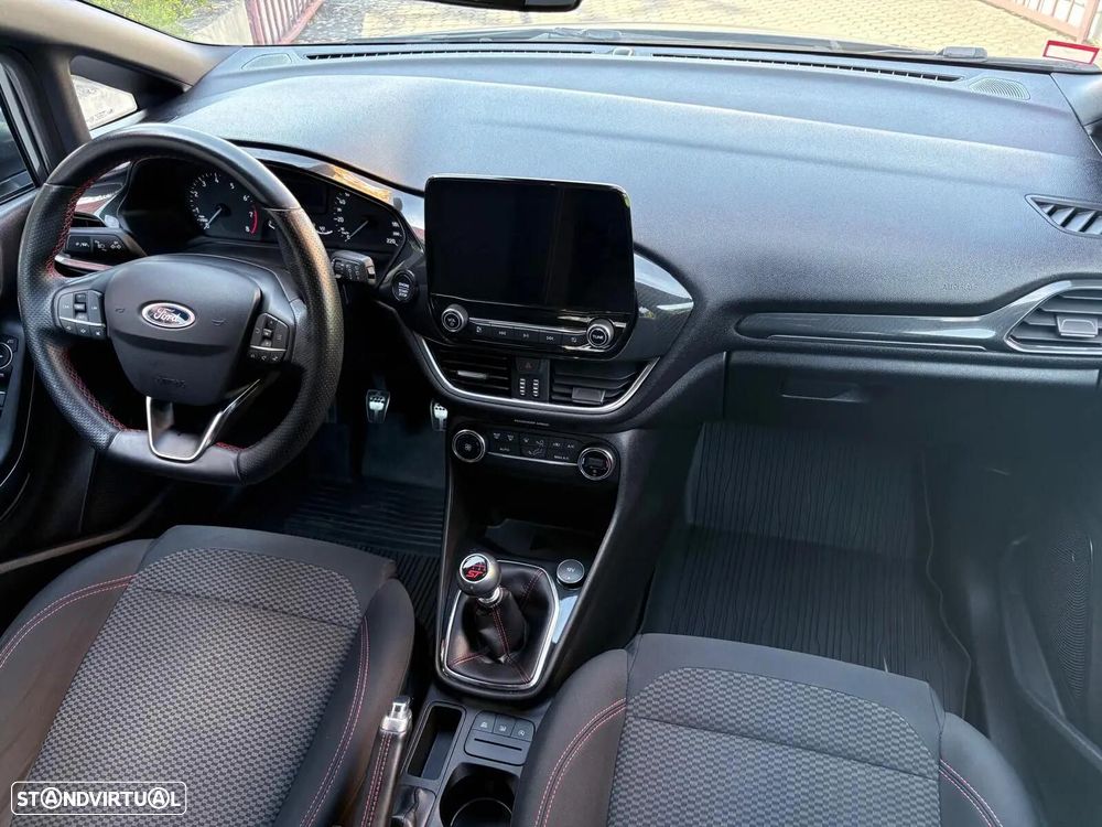 Ford Fiesta 1.0 EcoBoost ST-Line - 32