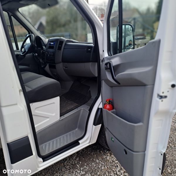 Volkswagen CRAFTER - 9