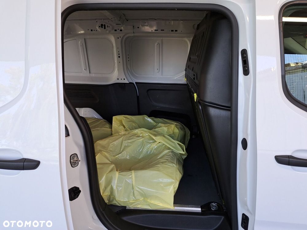 Toyota PROACE CITY - 17
