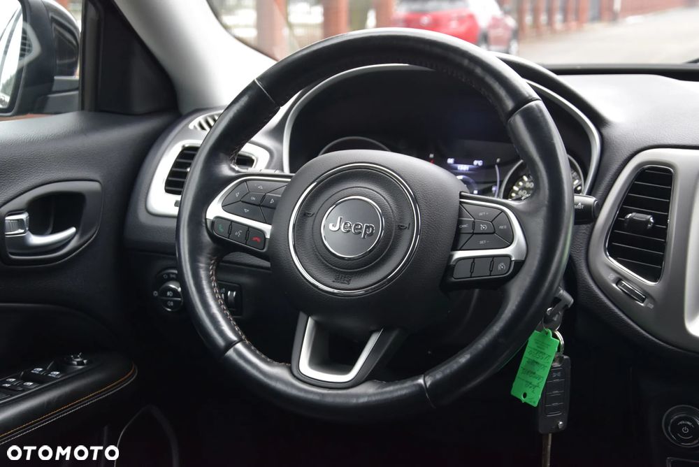 Jeep Compass 1.4 TMair Longitude FWD S&S - 21