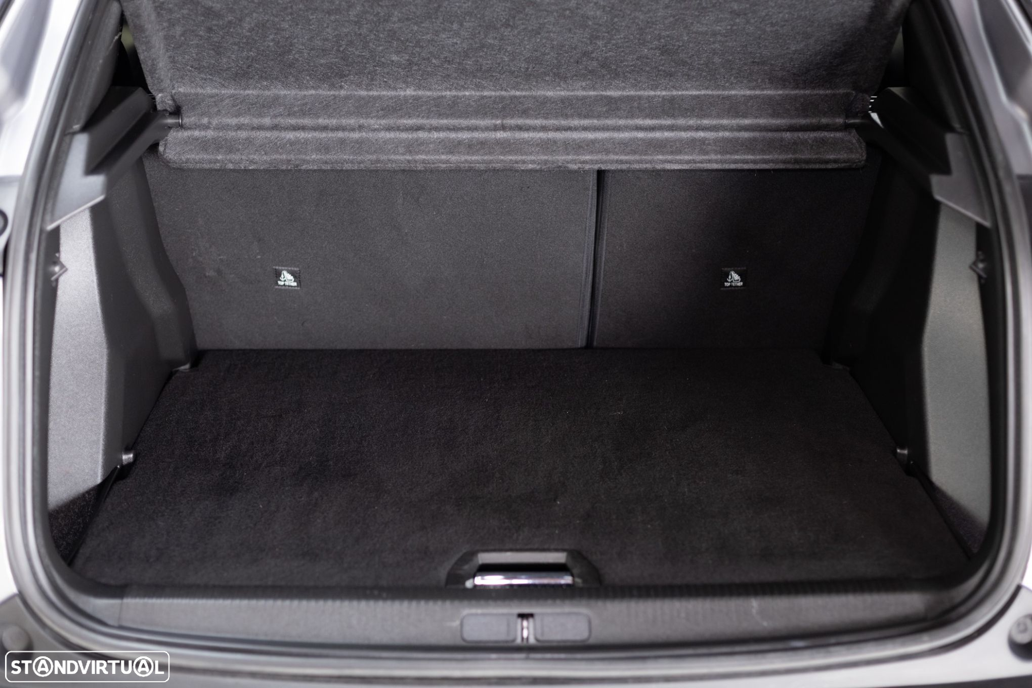 Peugeot 2008 BlueHDi 130 EAT8 GT Pack - 8