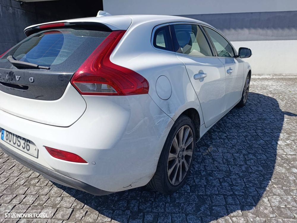 Volvo V40 - 5