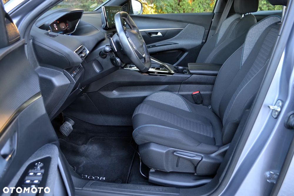 Peugeot 3008 - 18