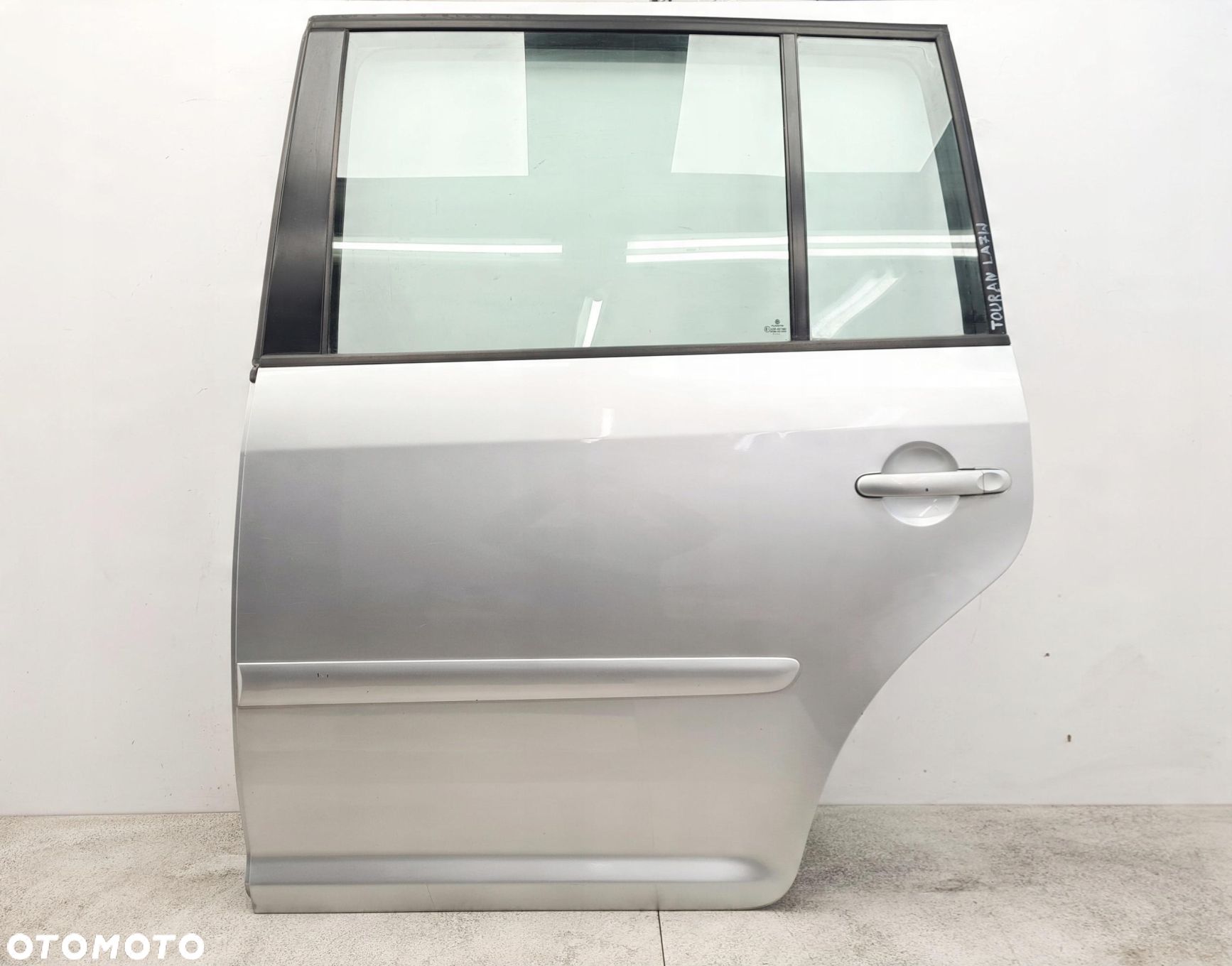 VW TOURAN DRZWI LEWY TYŁ LA7W - 1