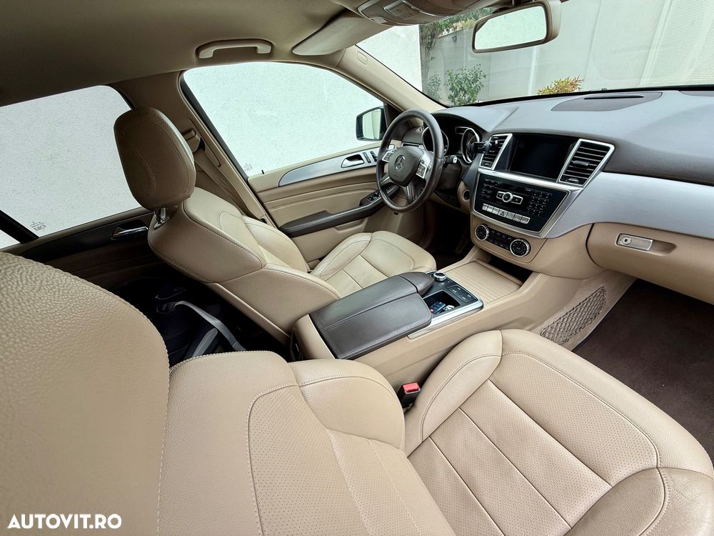 Mercedes-Benz ML 350 BlueTec 4MATIC Aut - 11