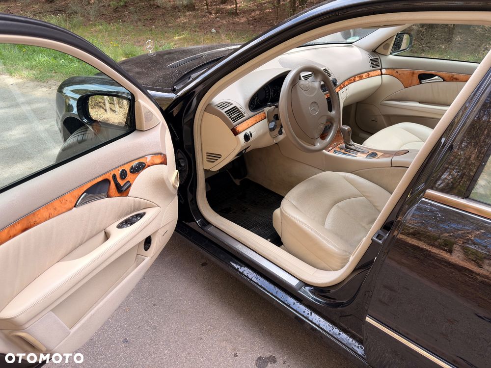 Mercedes-Benz Klasa E 350 7G-TRONIC Elegance - 8