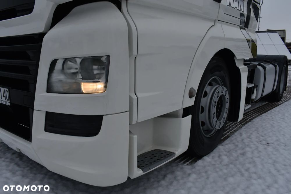 MAN 18 460 Low Deck - 11