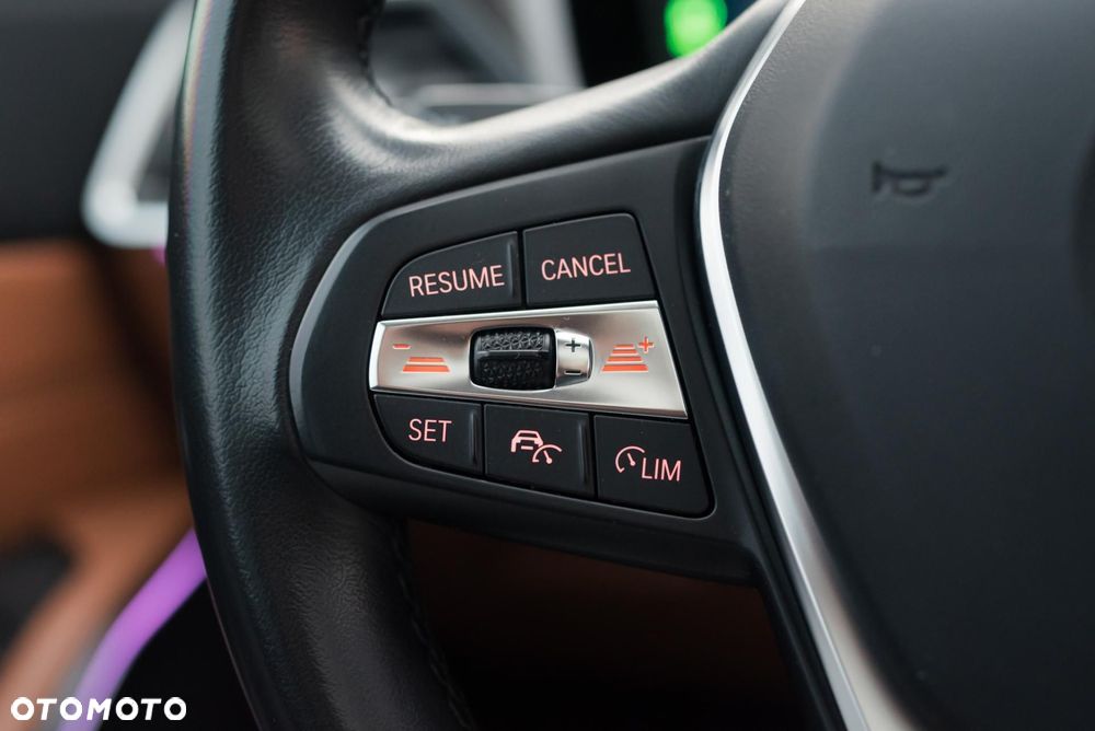 BMW Seria 3 320d Luxury Line - 27