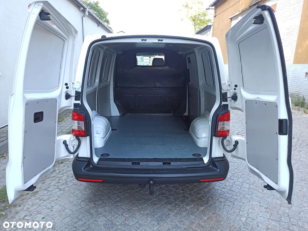 Volkswagen Transporter 2015R T5 Lift 2.0TDi Klima Skrzydełka Hak 2500kg z Niemiec Koła Lato + Zima - 15