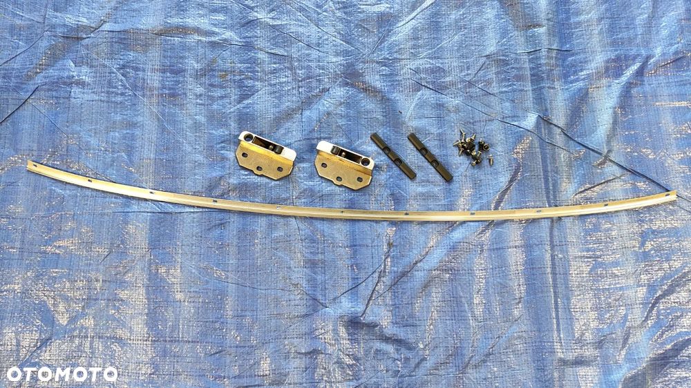 RYGIEL ZACZEP PODKŁADKA ŚRUBA LISTWA SŁUPKA DACHU KOMPLET 8204285 8204286 7148934 BMW E64 - 1