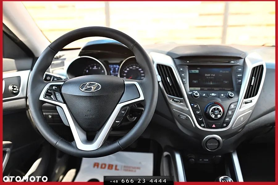 Hyundai Veloster 1.6 GDI Premium - 18