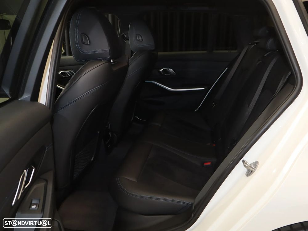 BMW 320 e xDrive Aut. M Sport - 15