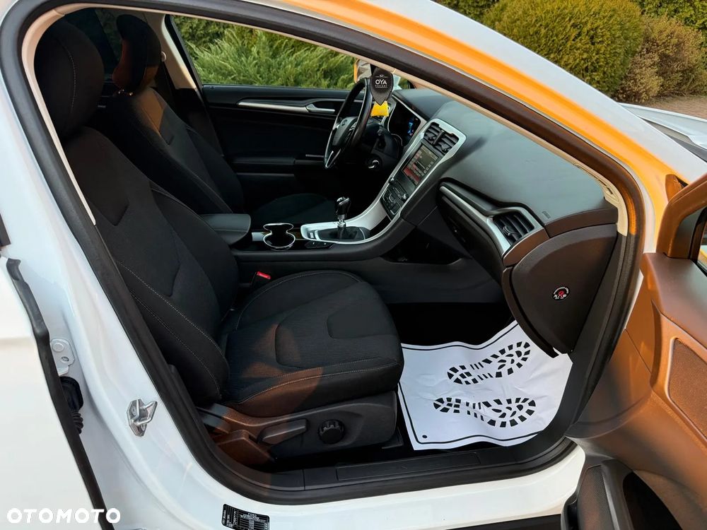 Ford Mondeo 2.0 TDCi Ambiente - 19