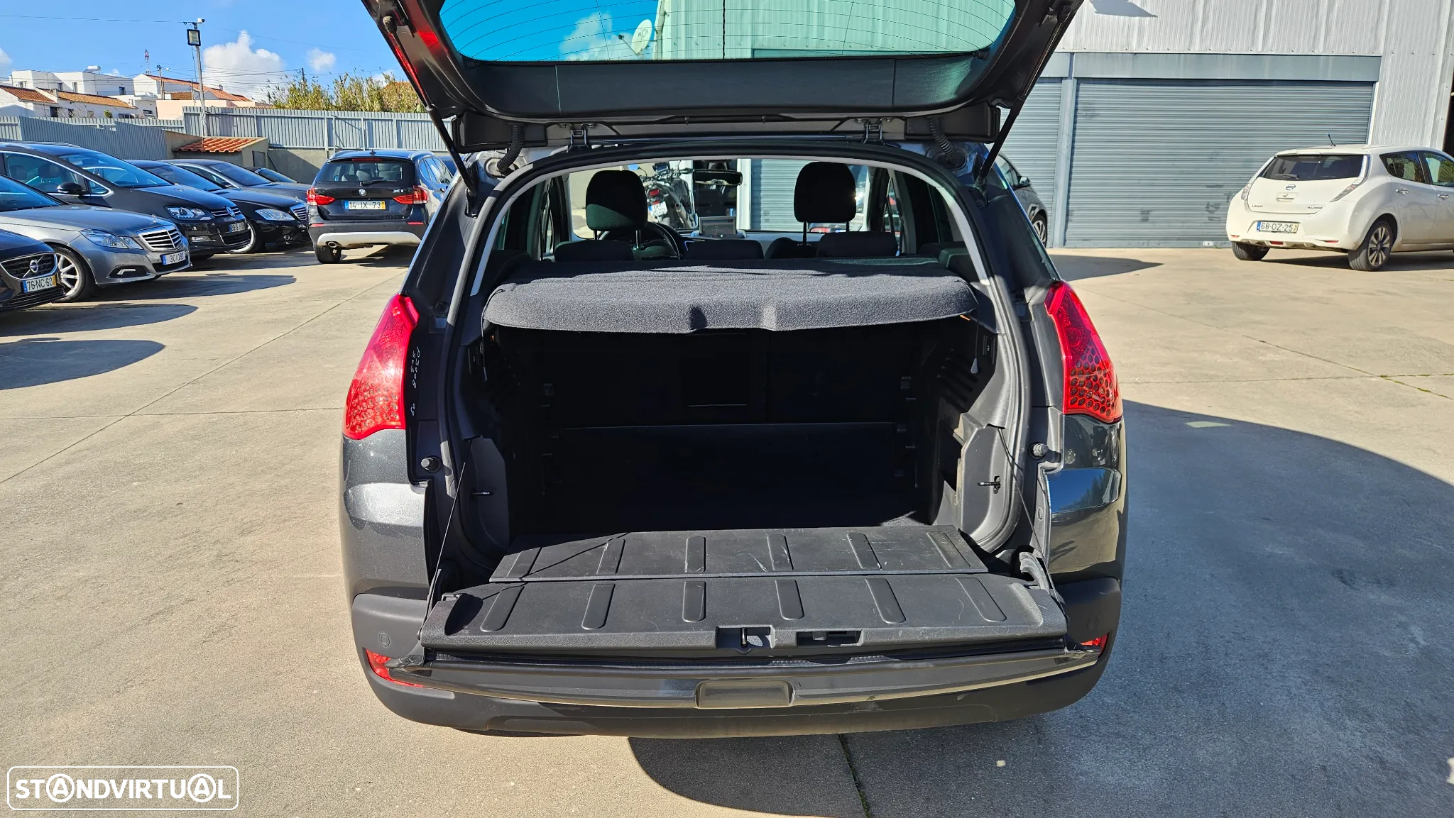 Peugeot 3008 1.6 HDi Executive CMP6 - 35