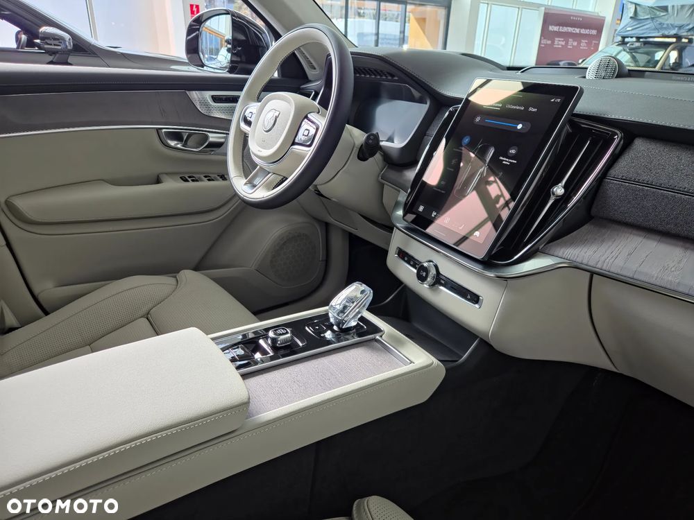 Volvo XC 90 T8 AWD Plug-In Hybrid Ultra Bright 7os - 10