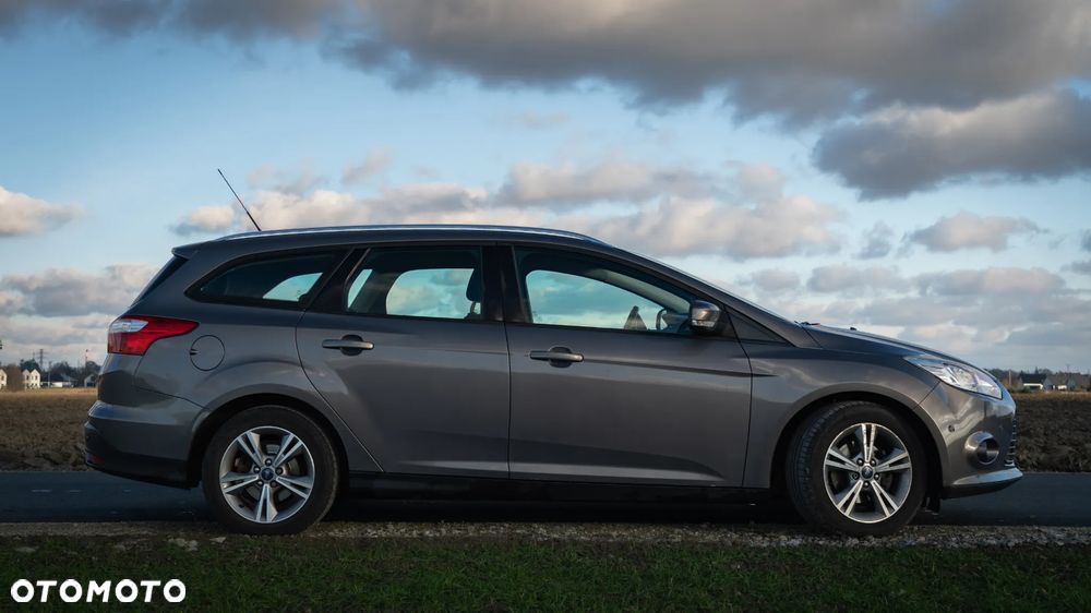 Ford Focus 1.0 EcoBoost Titanium - 4